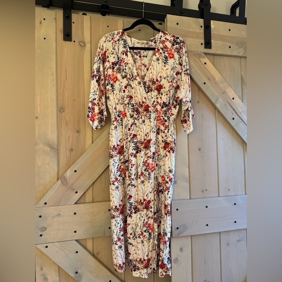 EUC Kori Faux Wrap Floral Dress - Picture 5 of 7